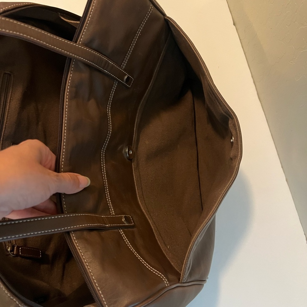 Levenger Dark Brown Leather Duffel Bag - Picture 5 of 15